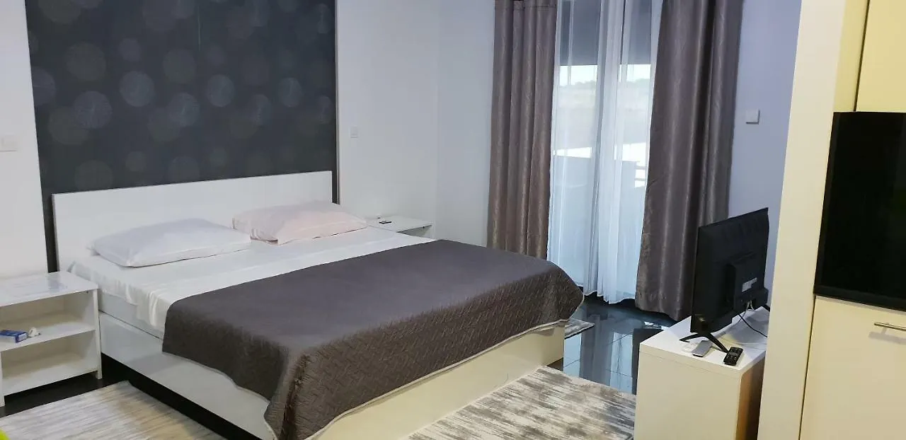 Pensión Hotel Diamond Nin