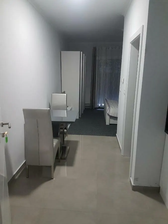 Pensión Hotel Diamond Nin