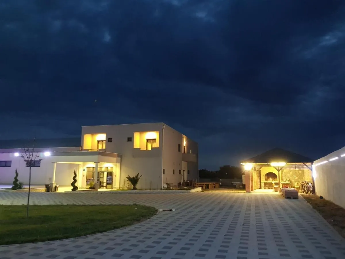 Pensión Hotel Diamond Nin