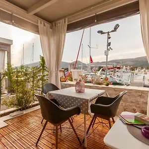 studio-tironi.hotels-in-trogir.com/